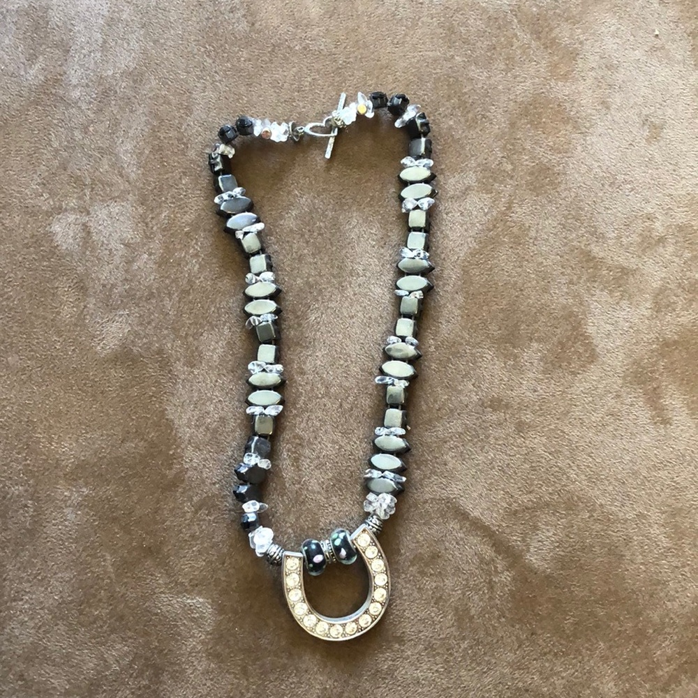 Horseshoe Necklace